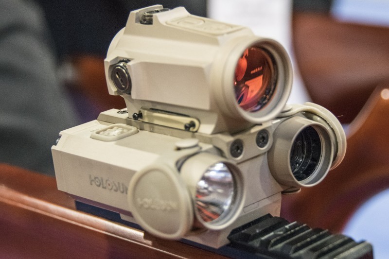 OTR_JG_HoloSun01