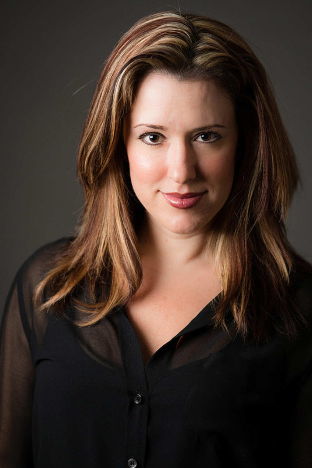 Amanda Clark Headshot