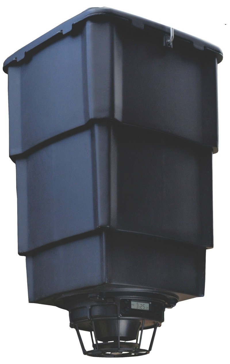 American Hunter Nesting Feeder