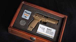 SIG SAUER Commemorative M17 pistol 190104 133534