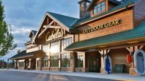 Cabelas building storefront