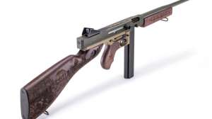 Auto Ordinance Tommy Gun e991f65cda8cad0d03a7ea8cd2674507