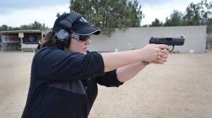 Mossberg MC1sc Hilary Dyer at range f4159788da6a13a05c7755e7e3b29890 190912 212502