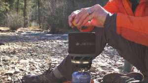 Jetboil Mini Mo Cooking beauty