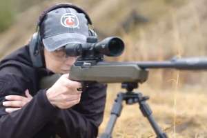 Thompson Center Arms new 22 rifle 190104 133033