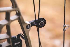 Web Hoyt ball bearing cable guard