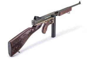 Auto Ordinance Tommy Gun e991f65cda8cad0d03a7ea8cd2674507