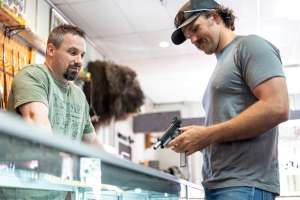 Gun sales 6 e991f65cda8cad0d03a7ea8cd2674507 240315 102502