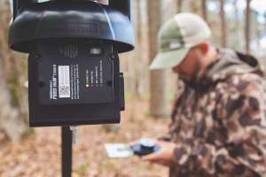 Moultrie 4