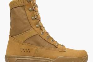 Rocky Lightweight Commercial Military Boot e991f65cda8cad0d03a7ea8cd2674507