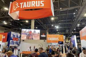 SHOT Show 20 Taurus floor photo by clemons f4159788da6a13a05c7755e7e3b29890 200129 142502