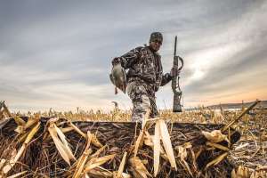 Alps waterfowl hunter
