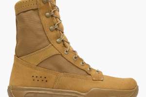 Rocky Lightweight Commercial Military Boot