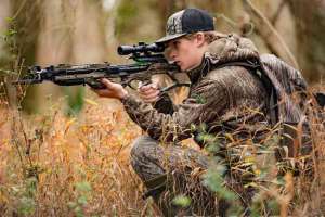 Cropped Whitetail Hunter 400 XTR 2 1